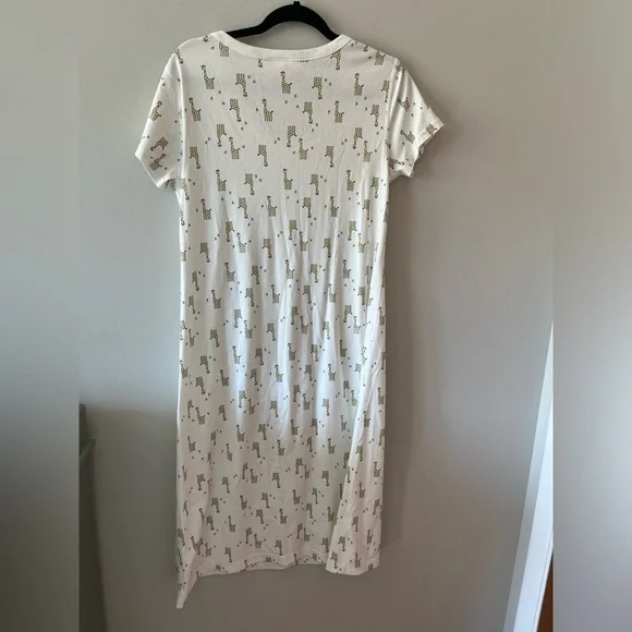 Hanna Andersson organic cotton Womens nightgown - Picture 3 of 4